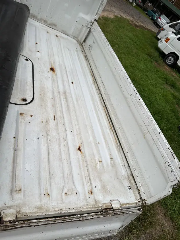 2000 Honda Acty 4WD, a white Kei Truck, for sale at Mayberry Mini Trucks in Mount Airy, NC (photo 10 of 20)