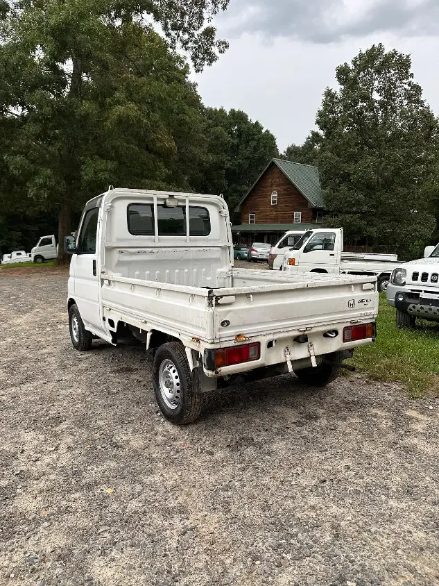 2000 Honda Acty 4WD, a white Kei Truck, for sale at Mayberry Mini Trucks in Mount Airy, NC (photo 12 of 20)