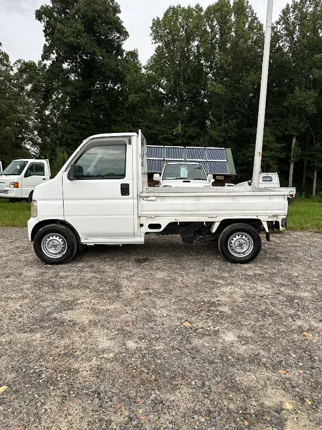 2000 Honda Acty 4WD, a white Kei Truck, for sale at Mayberry Mini Trucks in Mount Airy, NC (photo 13 of 20)