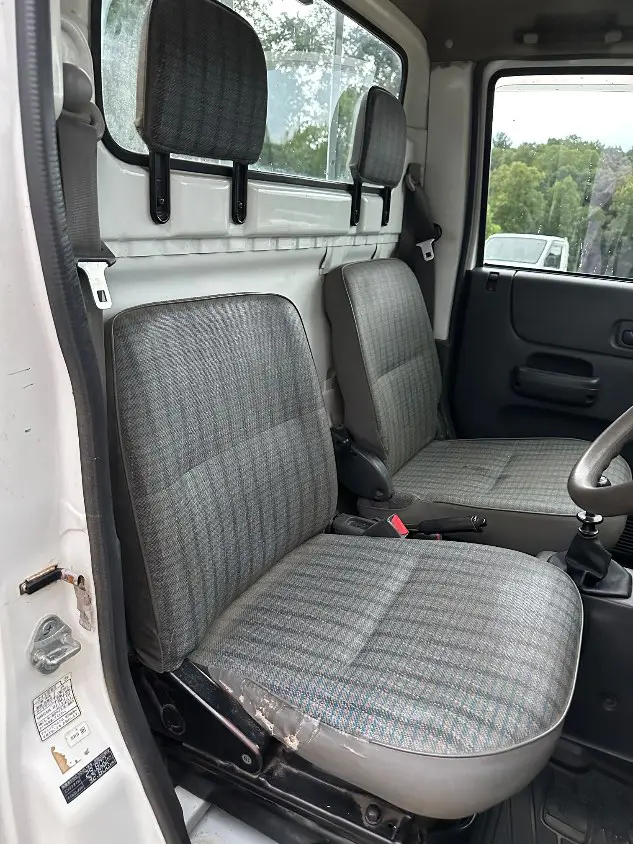 2000 Honda Acty 4WD, a white Kei Truck, for sale at Mayberry Mini Trucks in Mount Airy, NC (photo 17 of 20)
