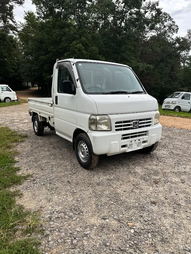 2000 Honda Acty 4WD, a white Kei Truck, for sale at Mayberry Mini Trucks in Mount Airy, NC (photo 5 of 20)