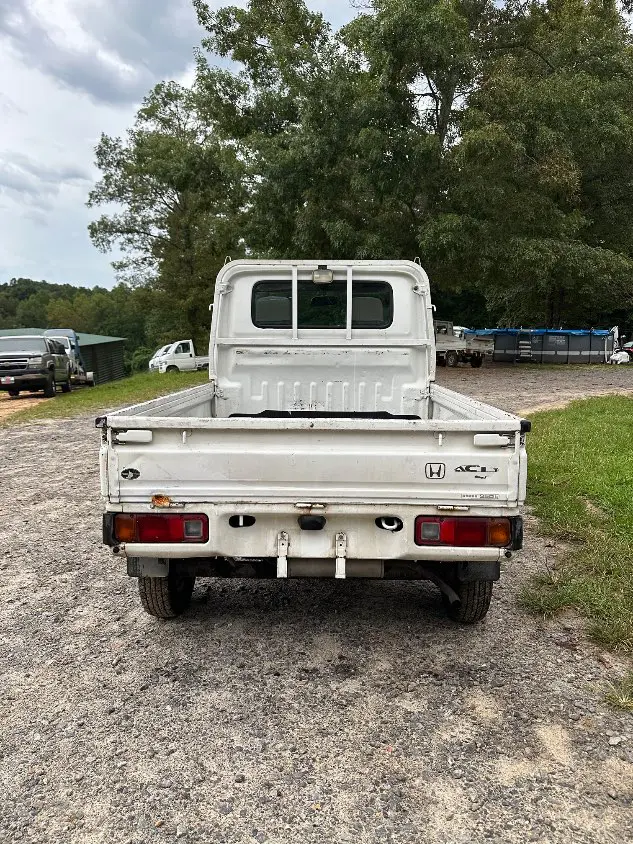 2000 Honda Acty 4WD, a white Kei Truck, for sale at Mayberry Mini Trucks in Mount Airy, NC (photo 8 of 20)