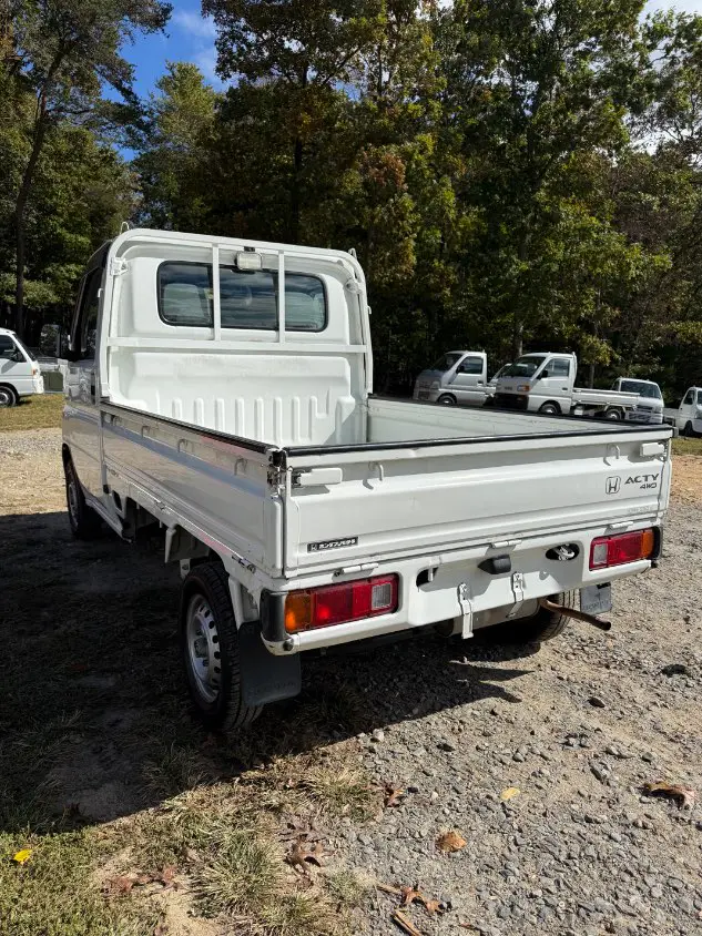 2000 Honda Acty 4WD, a white Kei Truck, for sale at Mayberry Mini Trucks in Mount Airy, NC (photo 8 of 19)