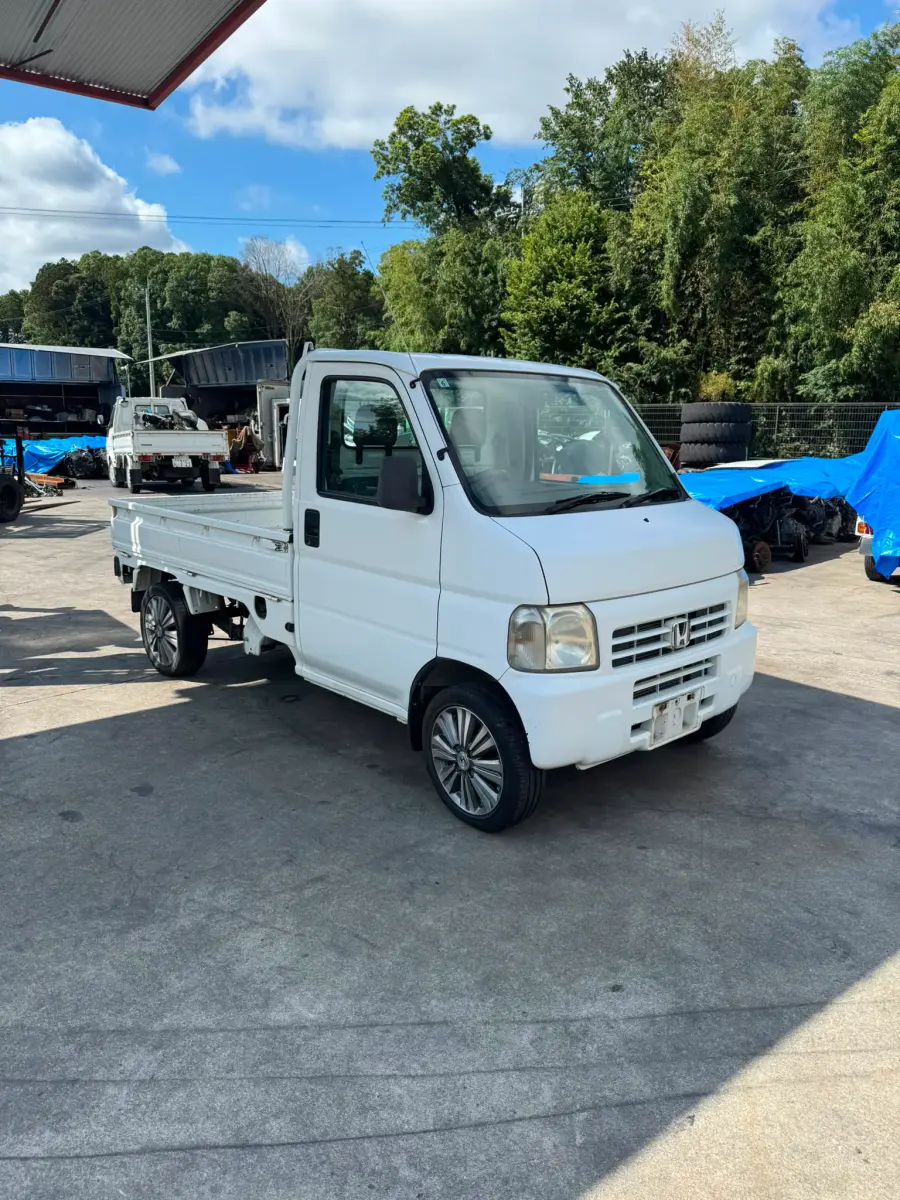 2000 Honda Acty 4x2 M/T, a white Kei Truck, for sale at Skyline Kei Trucks in Houston, TX (photo 1 of 14)