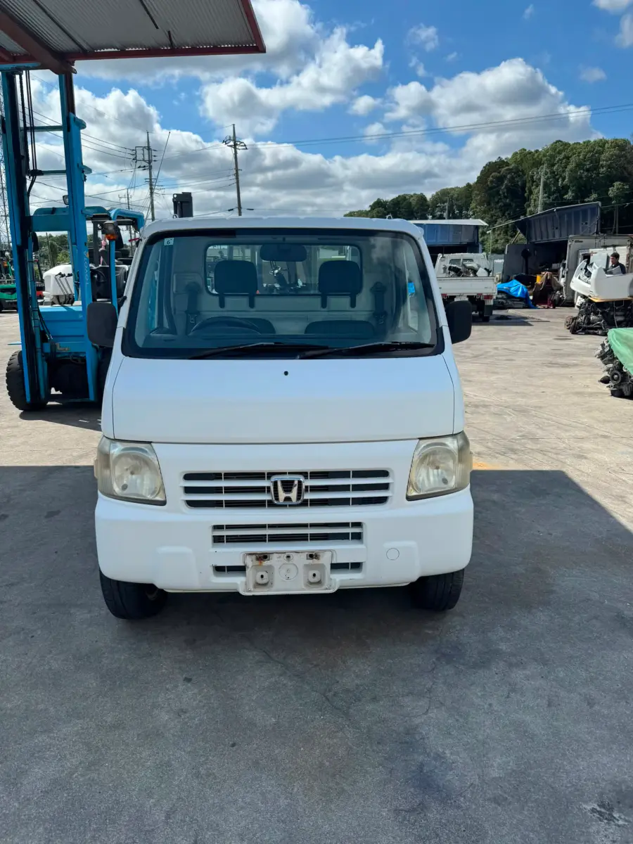 2000 Honda Acty 4x2 M/T, a white Kei Truck, for sale at Skyline Kei Trucks in Houston, TX (photo 2 of 14)