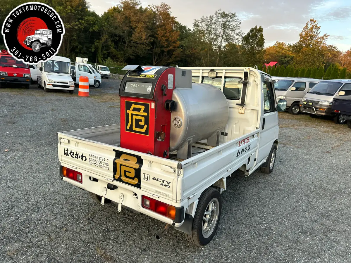 2000 Honda Acty SDX Fuel Tanker 4WD, a Kei Truck, for sale at Tokyo Motors DC in Boyds, MD (photo 3 of 10)