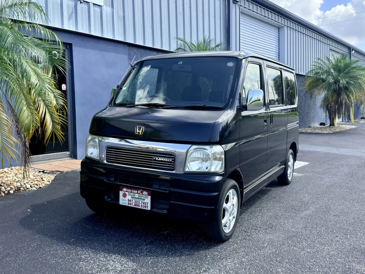 2000 Honda Vamos Turbo Kei Van, for sale at Japan Car FL in Oldsmar, FL (photo 2 of 20)