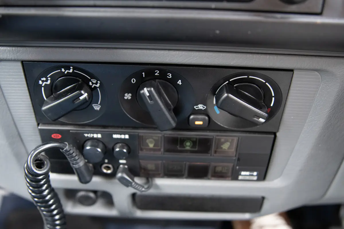 2000 Mitsubishi Minicab Fire Truck, a Kei Truck, for sale at The Import Guys in Ferndale, WA (photo 15 of 15)