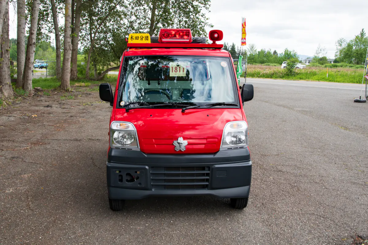 2000 Mitsubishi Minicab Fire Truck, a Kei Truck, for sale at The Import Guys in Ferndale, WA (photo 2 of 15)