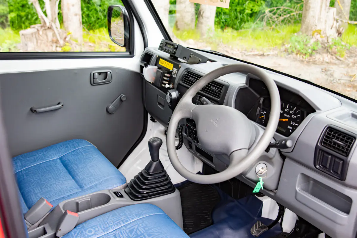 2000 Mitsubishi Minicab Fire Truck, a Kei Truck, for sale at The Import Guys in Ferndale, WA (photo 8 of 15)