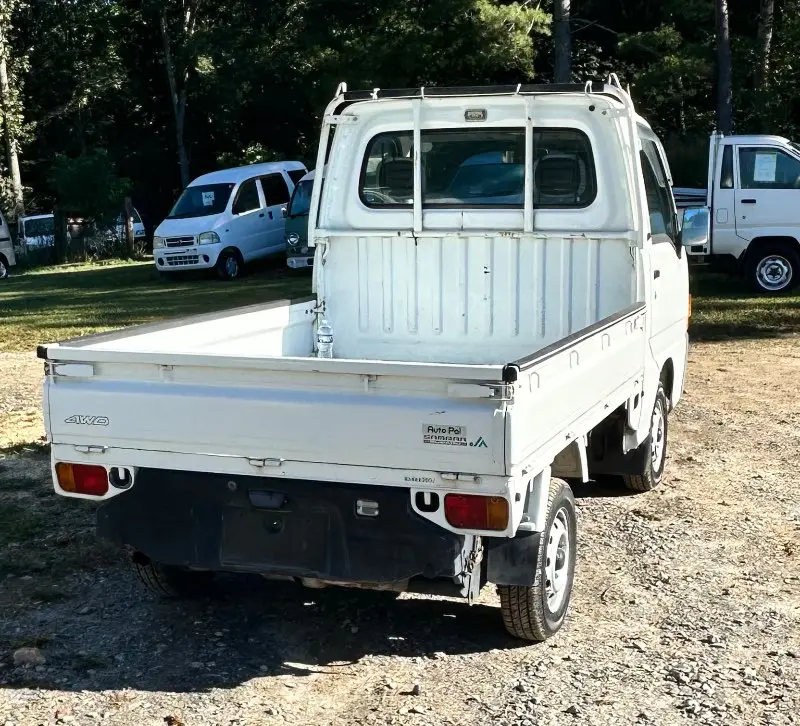 2000 Subaru Sambar 4WD, a white Kei Truck, for sale at Mayberry Mini Trucks in Mount Airy, NC (photo 5 of 17)