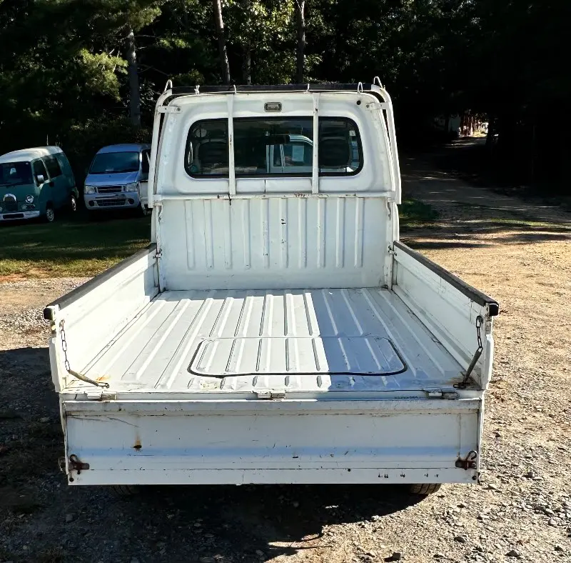 2000 Subaru Sambar 4WD, a white Kei Truck, for sale at Mayberry Mini Trucks in Mount Airy, NC (photo 7 of 17)