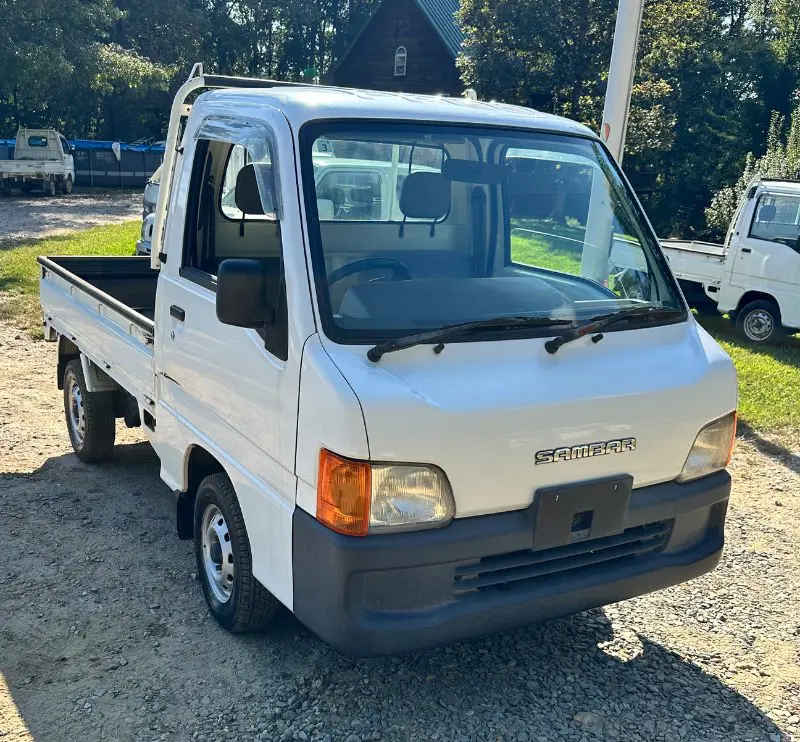 2000 Subaru Sambar 4WD, a white Kei Truck, for sale at Mayberry Mini Trucks in Mount Airy, NC (photo 10 of 16)