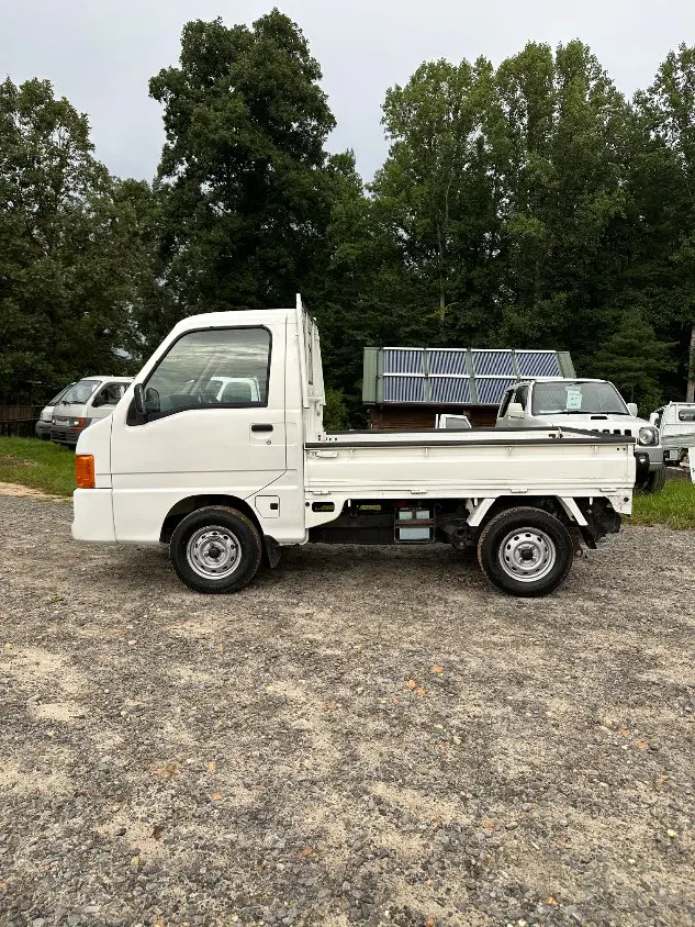 2000 Subaru Sambar 4WD, a white Kei Truck, for sale at Mayberry Mini Trucks in Mount Airy, NC (photo 13 of 20)