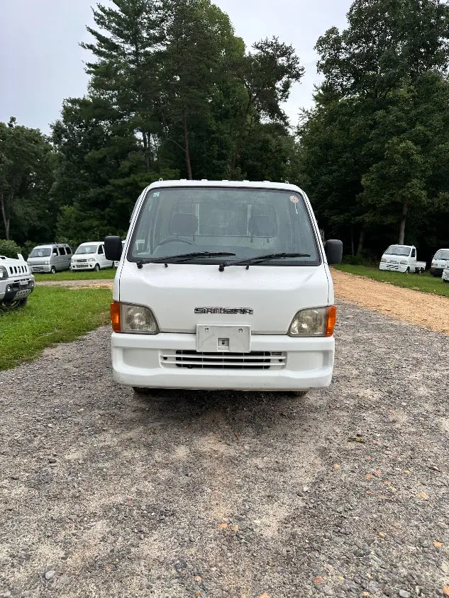 2000 Subaru Sambar 4WD, a white Kei Truck, for sale at Mayberry Mini Trucks in Mount Airy, NC (photo 4 of 20)