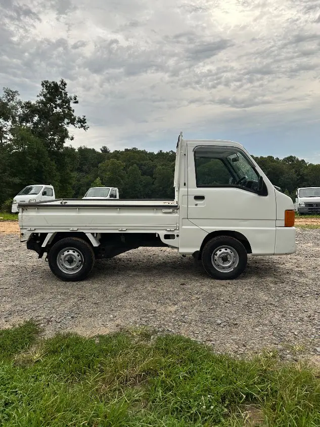 2000 Subaru Sambar 4WD, a white Kei Truck, for sale at Mayberry Mini Trucks in Mount Airy, NC (photo 6 of 20)