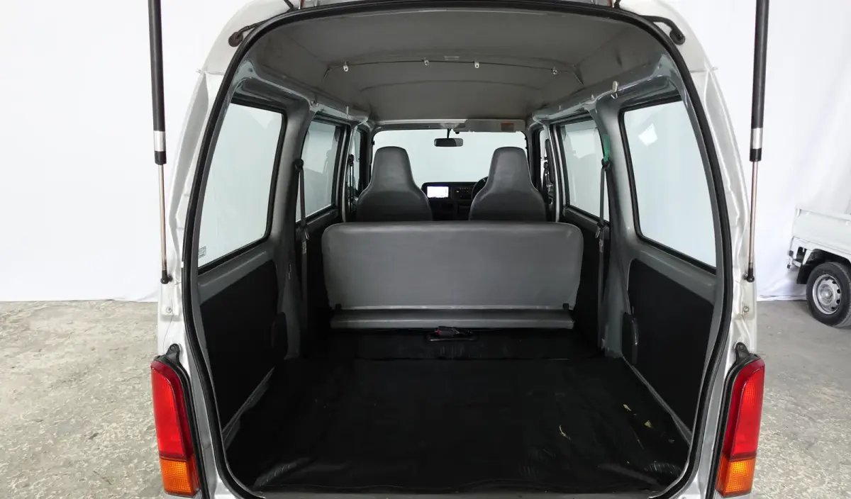 2000 Subaru Sambar Kei Van VB, for sale at JDM Drive in San Antonio, TX (photo 11 of 20)