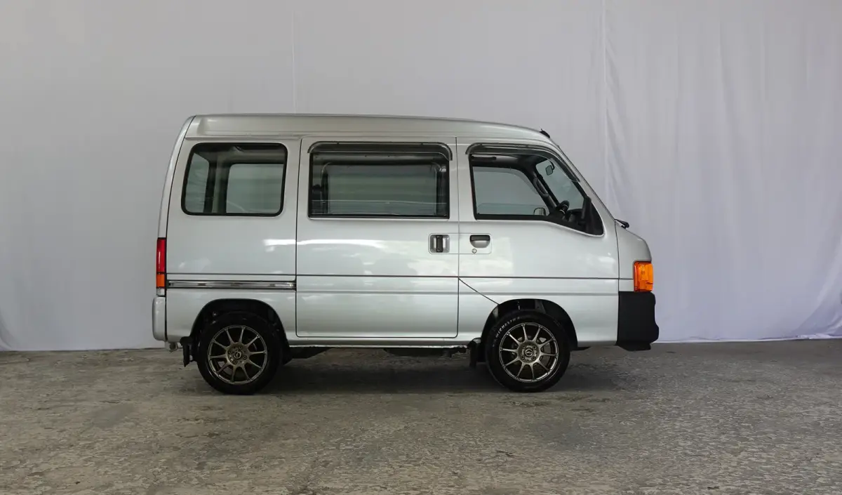 2000 Subaru Sambar Kei Van VB, for sale at JDM Drive in San Antonio, TX (photo 7 of 20)