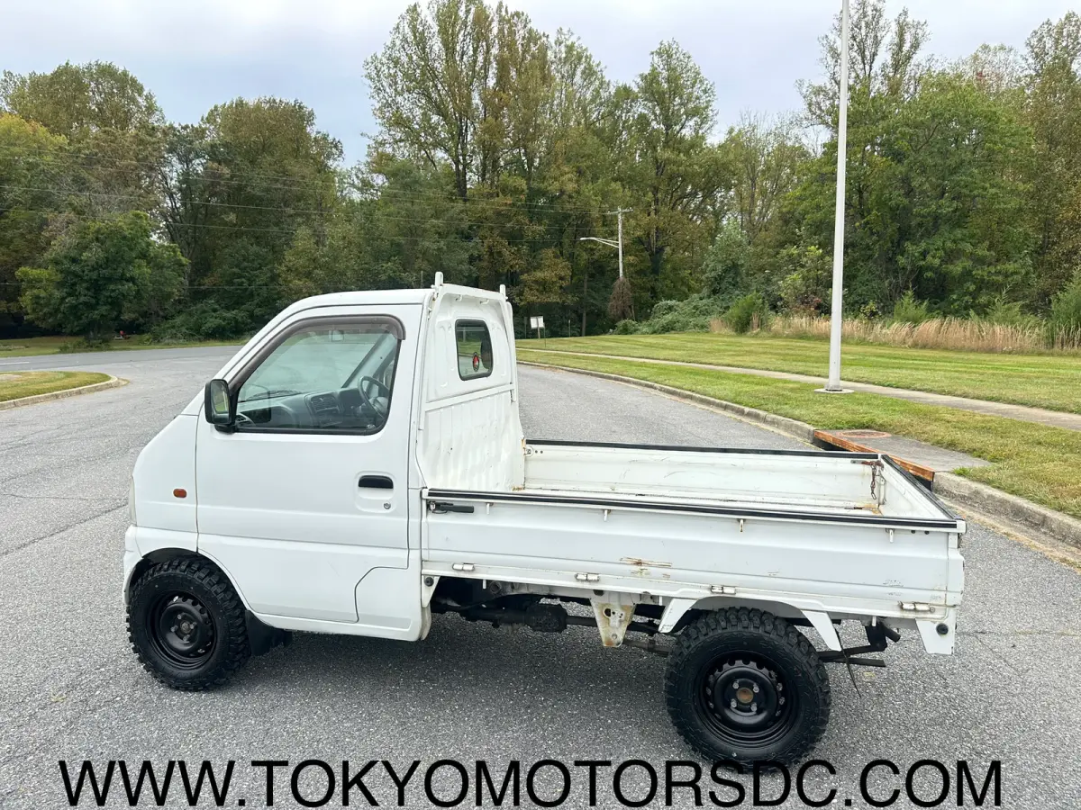 2000 Suzuki Carry 4WD, a Kei Truck, for sale at Tokyo Motors DC in Boyds, MD (photo 2 of 15)