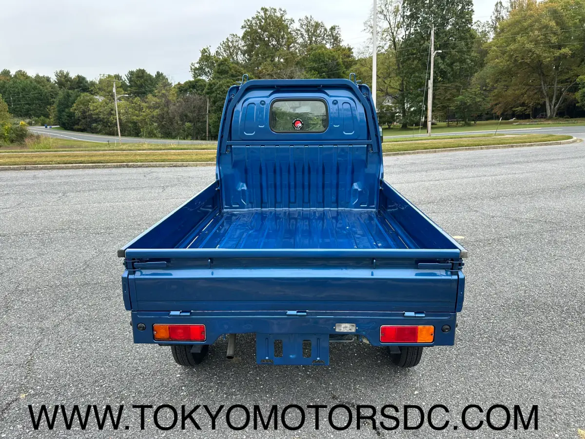 2000 Suzuki Carry 4WD, a Kei Truck, for sale at Tokyo Motors DC in Boyds, MD (photo 8 of 20)