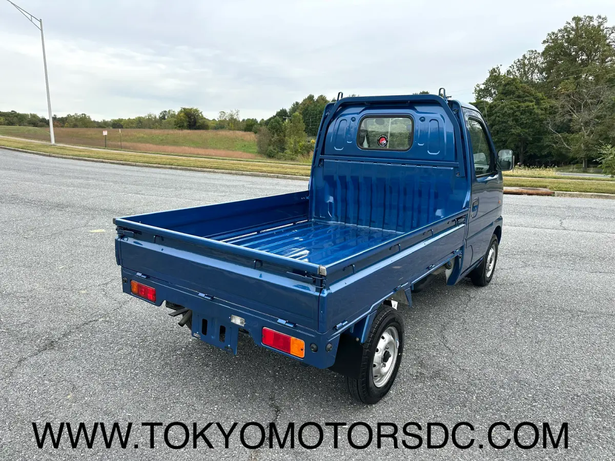 2000 Suzuki Carry 4WD, a Kei Truck, for sale at Tokyo Motors DC in Boyds, MD (photo 9 of 20)