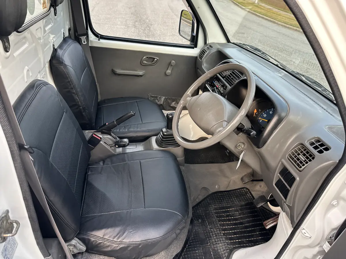 2000 Suzuki Carry 4WD, a Kei Truck, for sale at Tokyo Motors DC in Boyds, MD (photo 11 of 15)