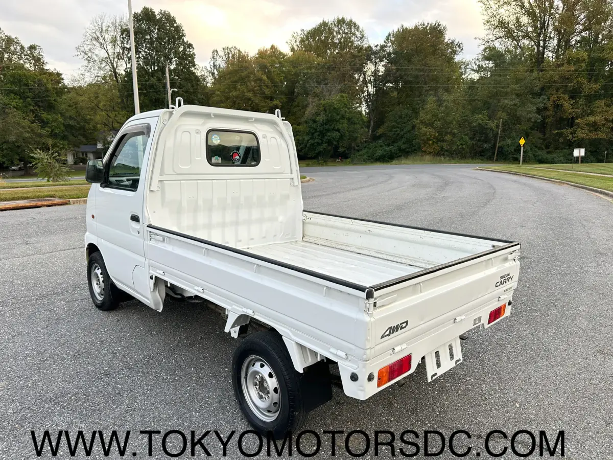 2000 Suzuki Carry 4WD, a Kei Truck, for sale at Tokyo Motors DC in Boyds, MD (photo 6 of 15)