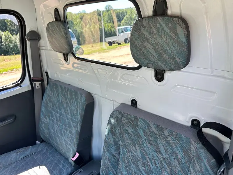 2000 Suzuki Carry 4WD, a white Kei Truck, for sale at Mayberry Mini Trucks in Mount Airy, NC (photo 10 of 18)