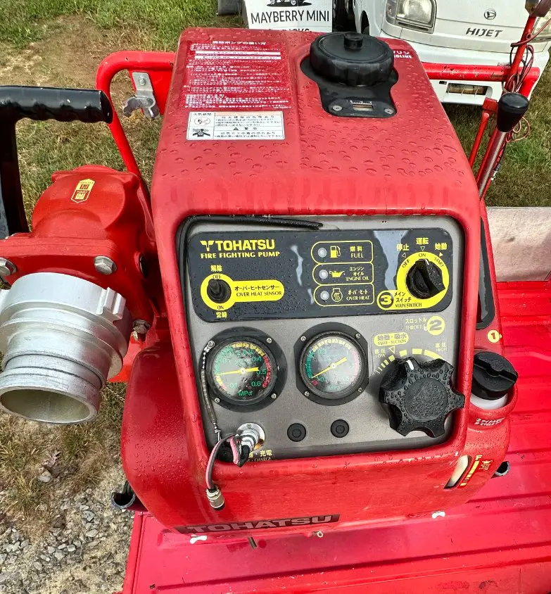 2000 Suzuki Carry Fire Truck 4WD, a red Kei Truck, for sale at Mayberry Mini Trucks in Mount Airy, NC (photo 17 of 20)