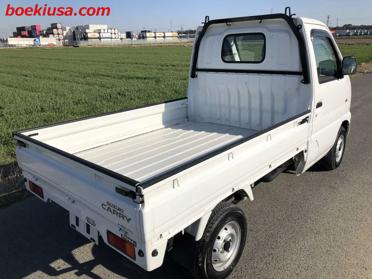 2000 Suzuki Carry, a white Kei Truck, for sale at Boeki USA in Paterson, NJ (photo 4 of 20)