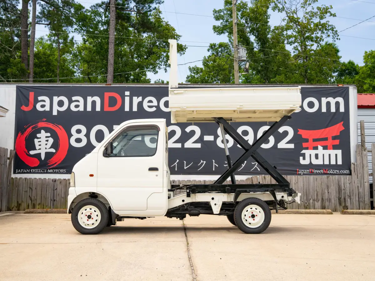 2000 Suzuki Carry Scissor / Dump Bed, a white Kei Truck, for sale at Japan Direct Motors in Irmo, SC (photo 11 of 15)