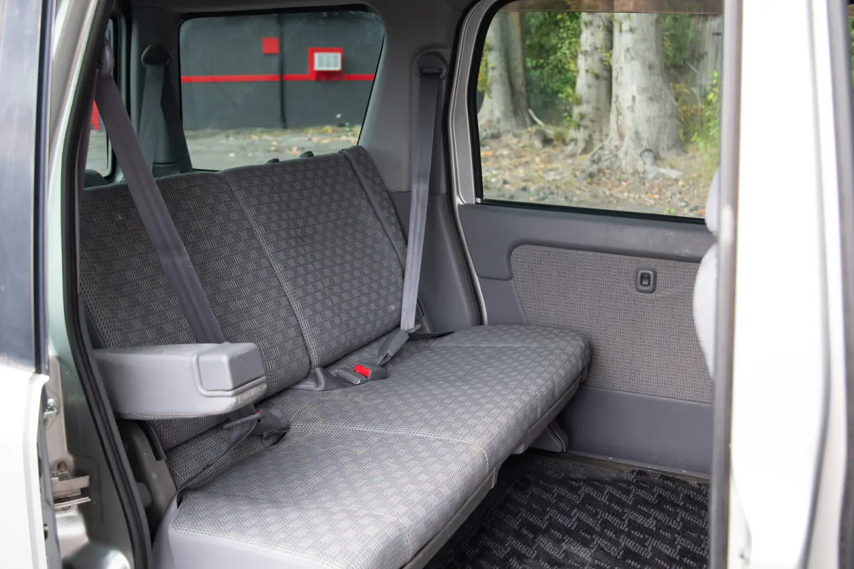 2001 Daihatsu Atrai 7 4WD, a Kei Van, for sale at The Import Guys in Ferndale, WA (photo 11 of 15)