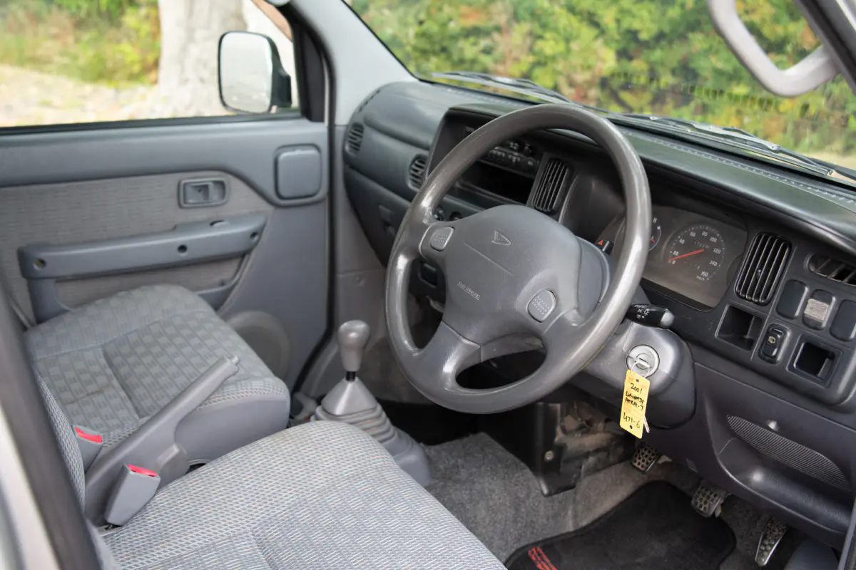 2001 Daihatsu Atrai 7 4WD, a Kei Van, for sale at The Import Guys in Ferndale, WA (photo 9 of 15)