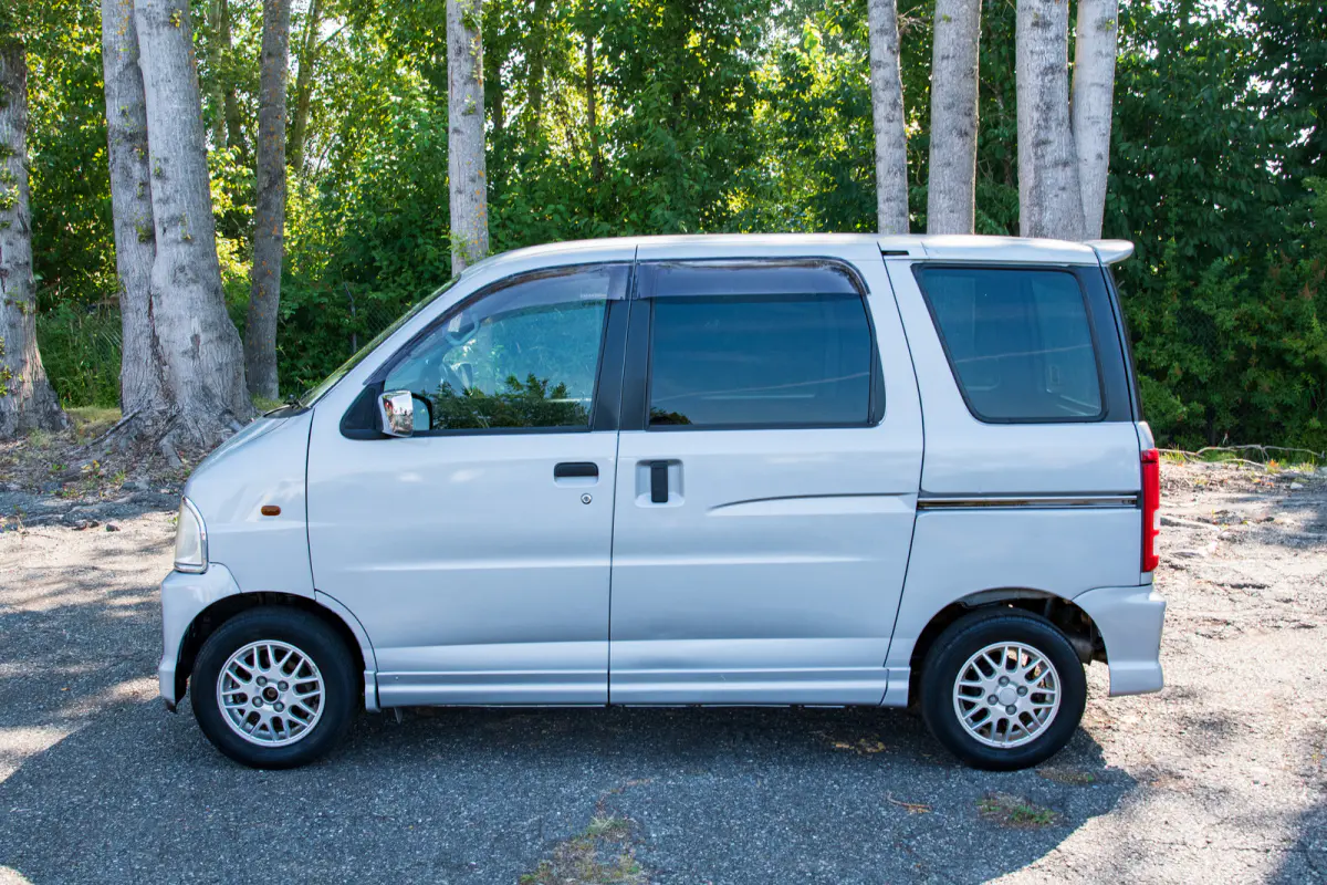 2001 Daihatsu Atrai Custom Turbo, a Kei Van, for sale at The Import Guys in Ferndale, WA (photo 7 of 13)