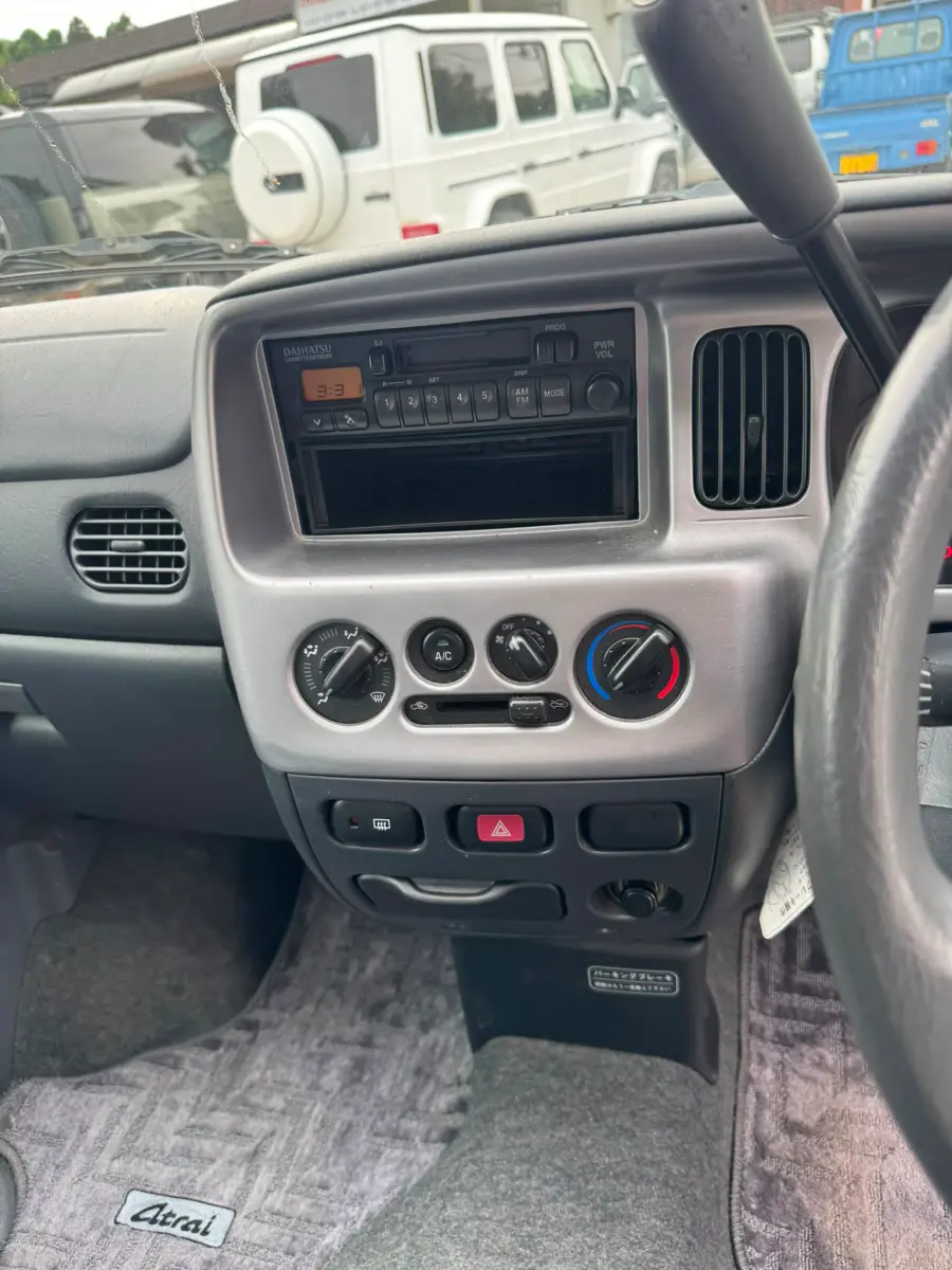 2001 Daihatsu Atrai Wagon Turbo, a white Kei Van, for sale at Skyline Kei Trucks in Houston, TX (photo 7 of 12)