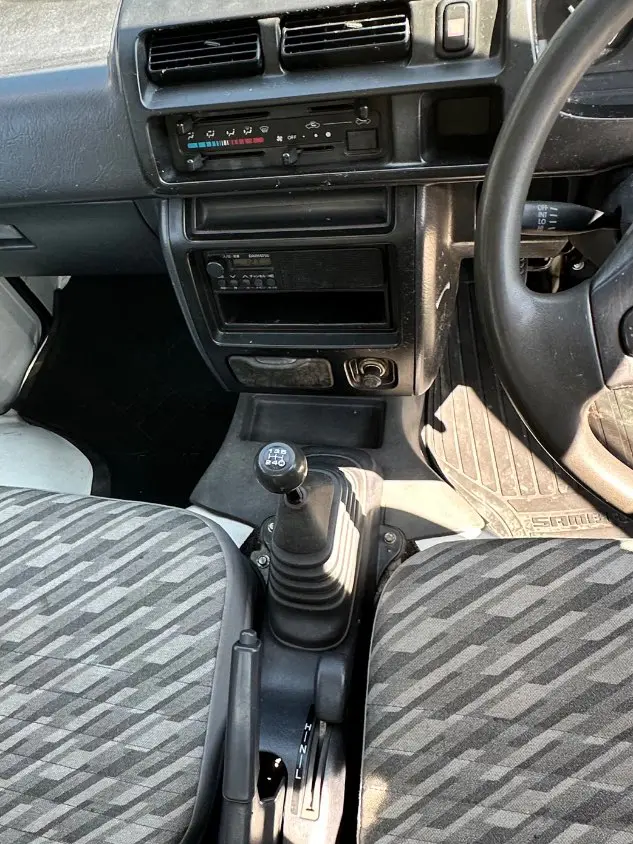 2001 Daihatsu Hijet 4WD, a white Kei Truck, for sale at Mayberry Mini Trucks in Mount Airy, NC (photo 12 of 15)