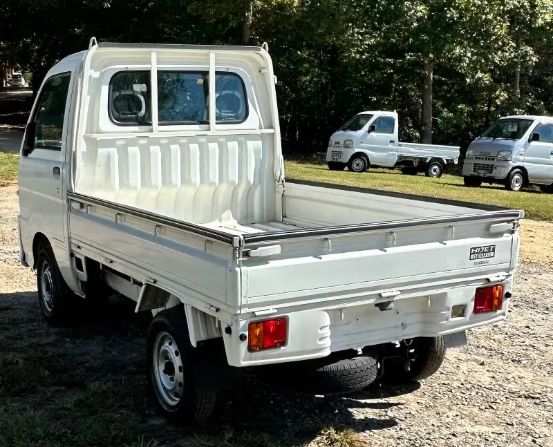 2001 Daihatsu Hijet, a white Kei Truck, for sale at Mayberry Mini Trucks in Mount Airy, NC (photo 8 of 18)