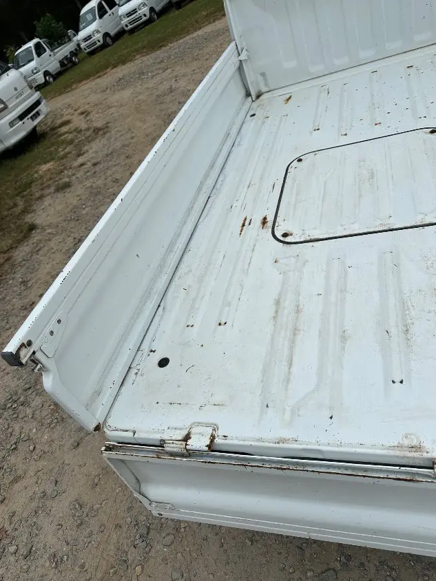 2001 Honda Acty 4WD, a white Kei Truck, for sale at Mayberry Mini Trucks in Mount Airy, NC (photo 10 of 20)