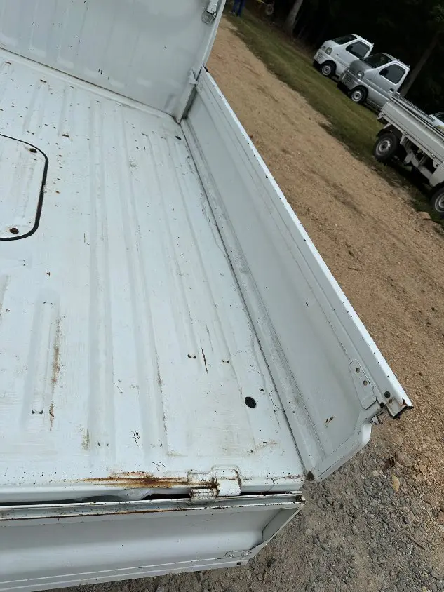 2001 Honda Acty 4WD, a white Kei Truck, for sale at Mayberry Mini Trucks in Mount Airy, NC (photo 9 of 20)
