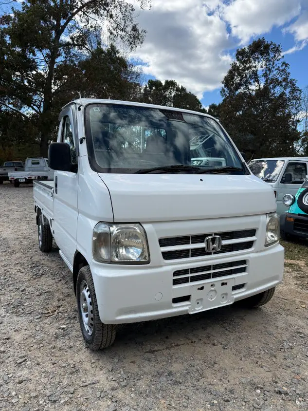 2001 Honda Acty 4WD, a white Kei Truck, for sale at Mayberry Mini Trucks in Mount Airy, NC (photo 3 of 17)