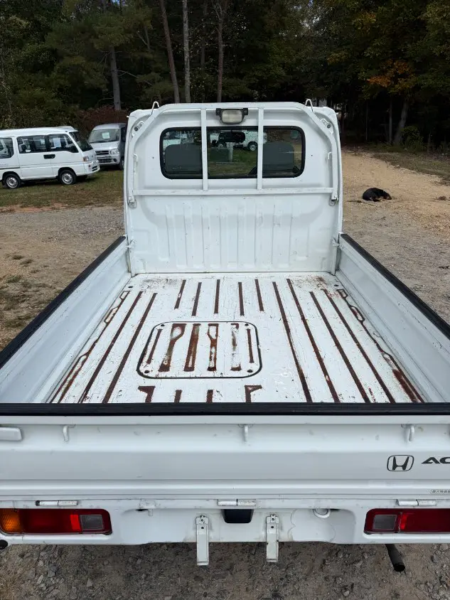 2001 Honda Acty 4WD, a white Kei Truck, for sale at Mayberry Mini Trucks in Mount Airy, NC (photo 7 of 17)
