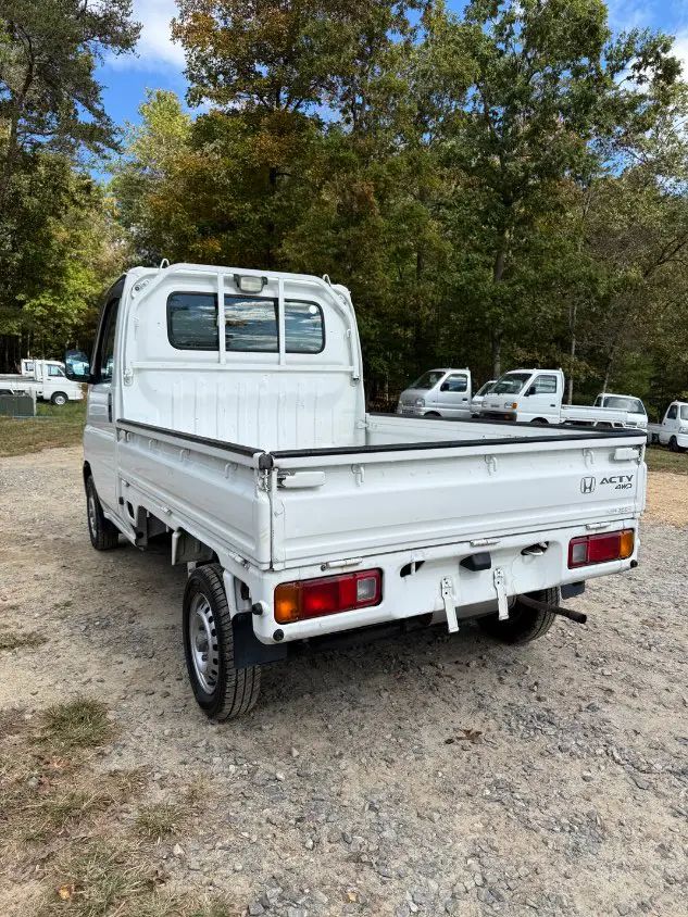 2001 Honda Acty 4WD, a white Kei Truck, for sale at Mayberry Mini Trucks in Mount Airy, NC (photo 8 of 17)