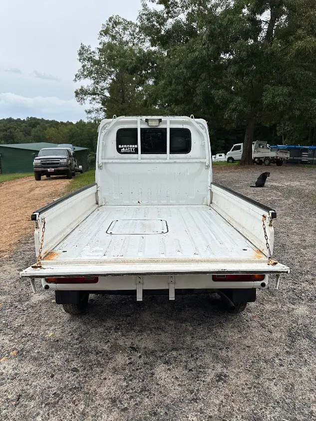 2001 Honda Acty 4WD, a white Kei Truck, for sale at Mayberry Mini Trucks in Mount Airy, NC (photo 9 of 20)
