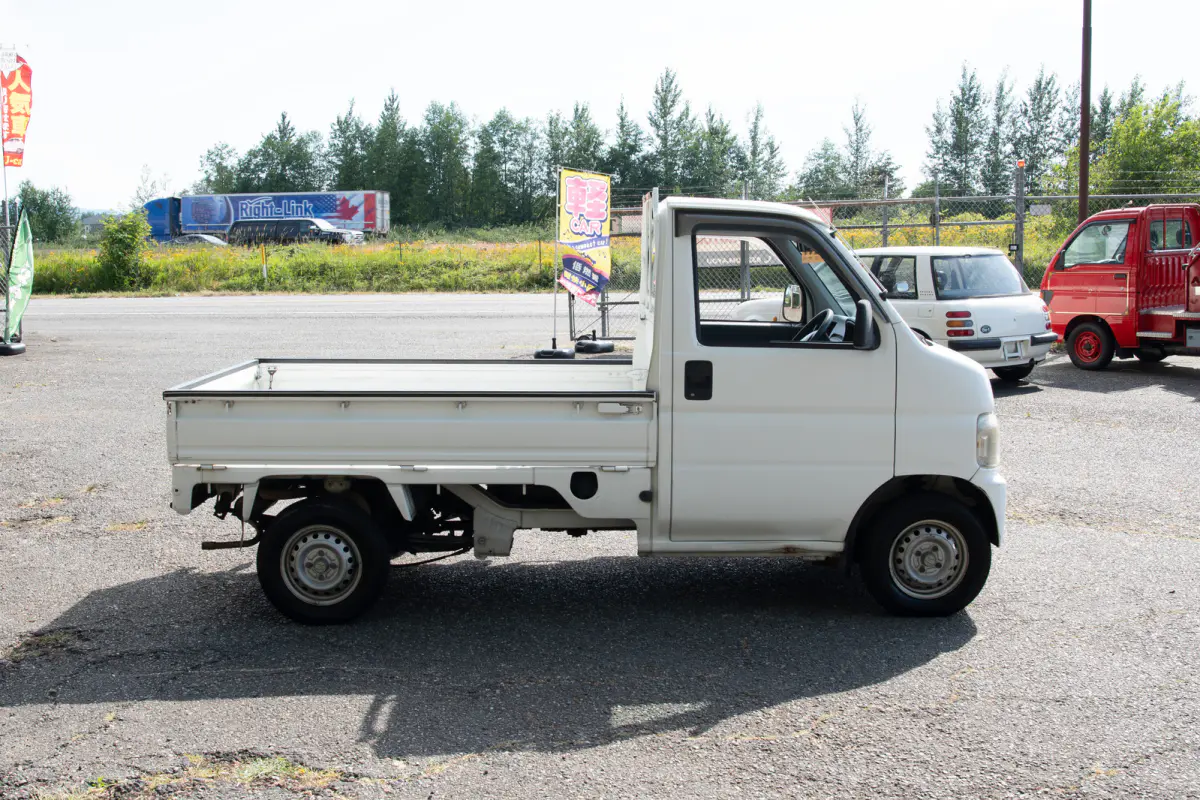 2001 Honda Acty, a black Kei Truck, for sale at The Import Guys in Ferndale, WA (photo 7 of 15)