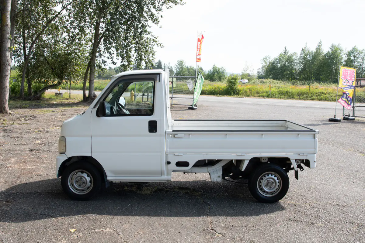 2001 Honda Acty, a black Kei Truck, for sale at The Import Guys in Ferndale, WA (photo 7 of 13)
