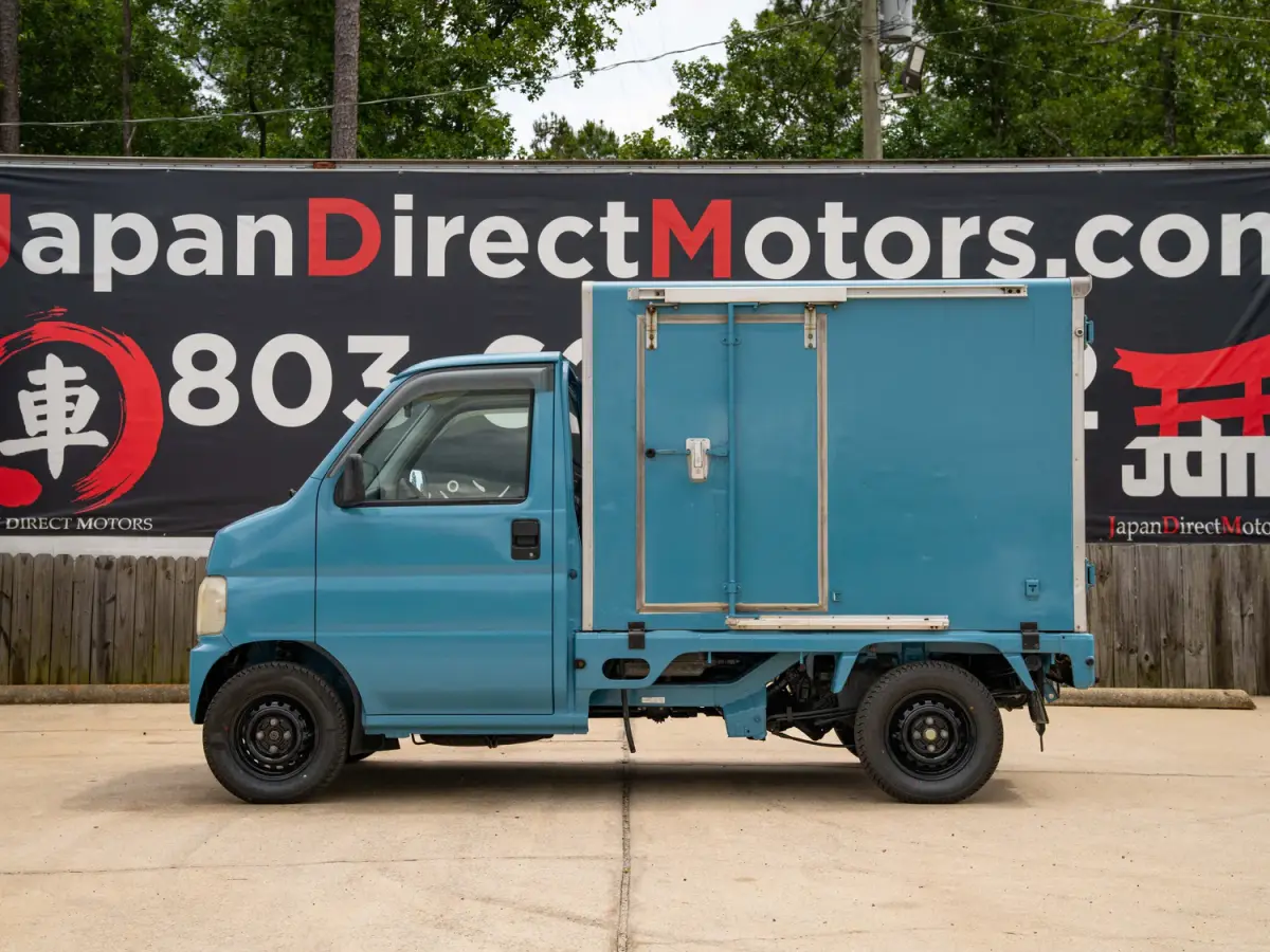 2001 Honda Acty Refrigerated Box Truck, a blue Kei Truck, for sale at Japan Direct Motors in Irmo, SC (photo 10 of 18)