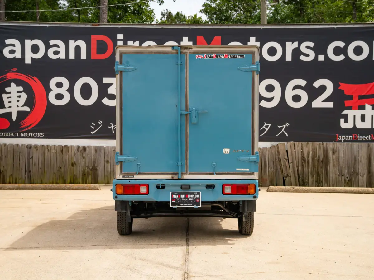 2001 Honda Acty Refrigerated Box Truck, a blue Kei Truck, for sale at Japan Direct Motors in Irmo, SC (photo 8 of 18)
