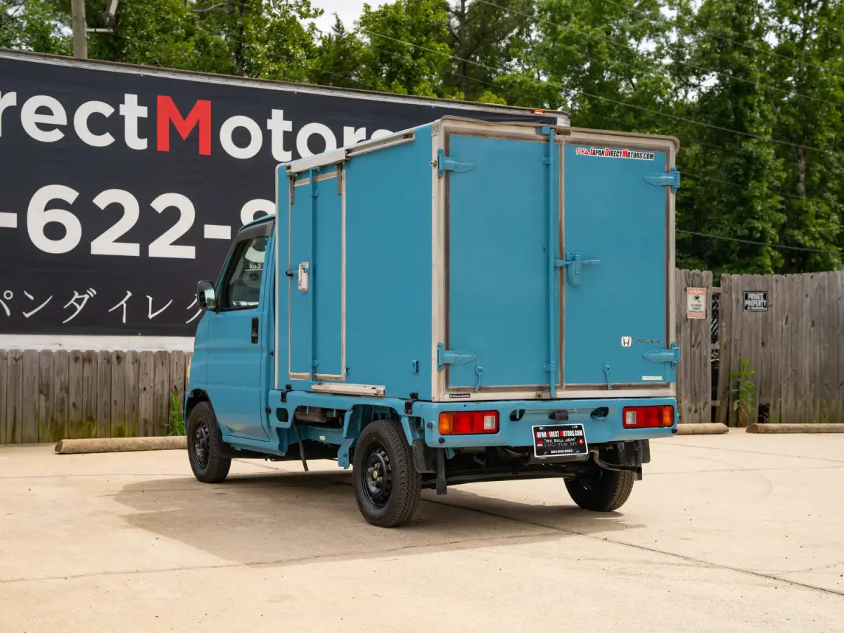 2001 Honda Acty Refrigerated Box Truck, a blue Kei Truck, for sale at Japan Direct Motors in Irmo, SC (photo 9 of 18)