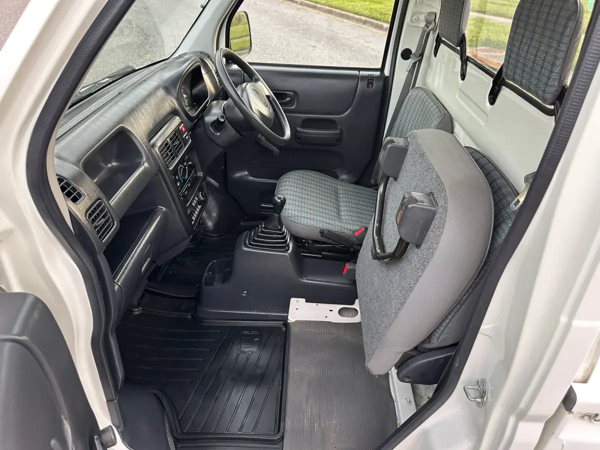 2001 Honda Acty SDX 4WD, a Kei Truck, for sale at Tokyo Motors DC in Boyds, MD (photo 13 of 15)