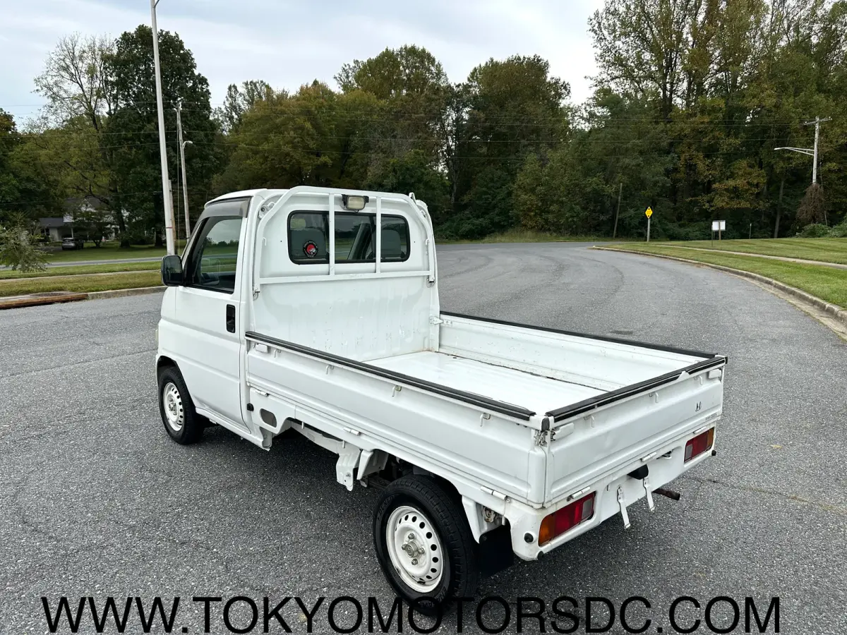 2001 Honda Acty SDX 4WD, a Kei Truck, for sale at Tokyo Motors DC in Boyds, MD (photo 4 of 17)